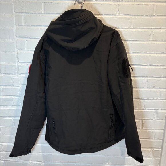 DEWBU Men's Soft Shell Heated Jacket With 12V Battery Pack Black - New - Picture 2 of 9